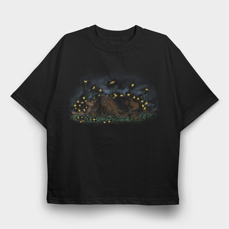 Dog On Flower Field Lying, Tricou Oversize Barbati (Unisex)