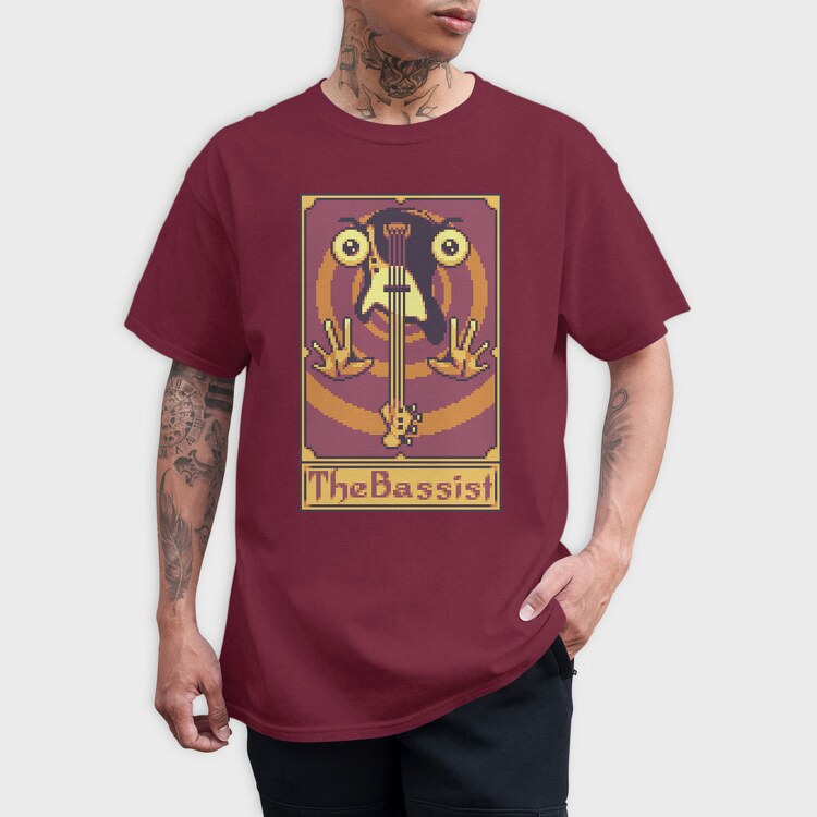 Pixelart Tarot Card the Bassist, Tricou Barbati (Unisex)