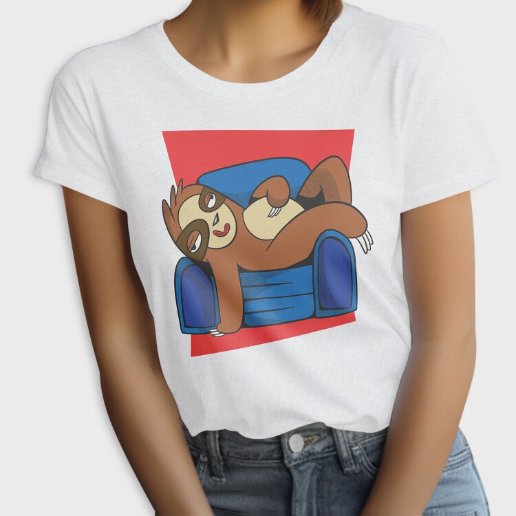 Sloth Animal In Couch, Tricou Femei
