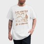 Life I S Better by a Bonfire, Tricou Barbati (Unisex)
