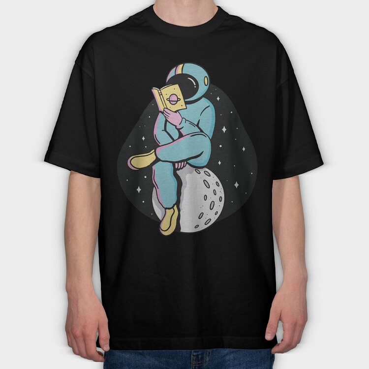Astronaut Reading moon, Tricou Oversize Barbati (Unisex)